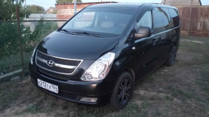 Hyundai Grand Starex