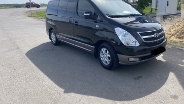 Hyundai H-1