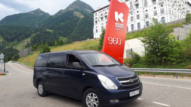 Hyundai H-1