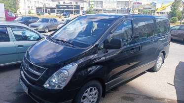 Hyundai H-1