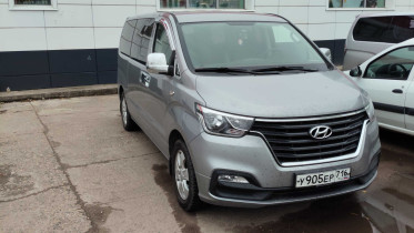 Hyundai Grand Starex