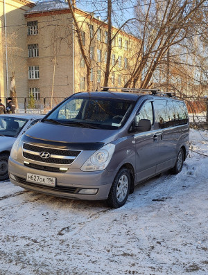 Hyundai Grand Starex