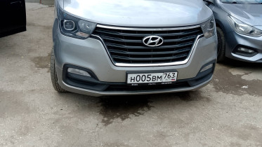 Hyundai H-1