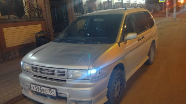 Nissan Prairie