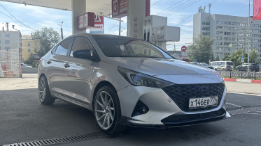 Hyundai Solaris