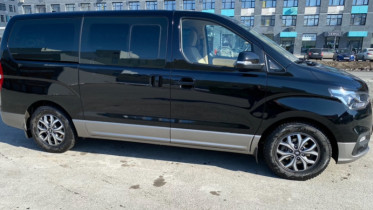 Hyundai H-1